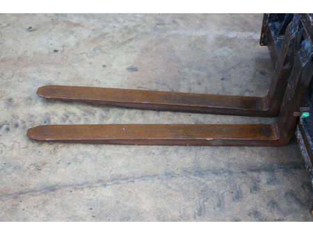 Teleskopstapler-Starr 2016  Genie GTH-3007 (11)