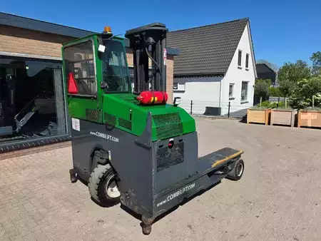 Seitenstapler 2011  Combilift C4000 (14)