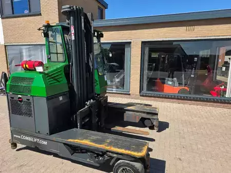 Seitenstapler 2011  Combilift C4000 (16)