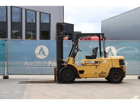 Carretilla elevadora diésel 1995  CAT Lift Trucks DP45 (1)