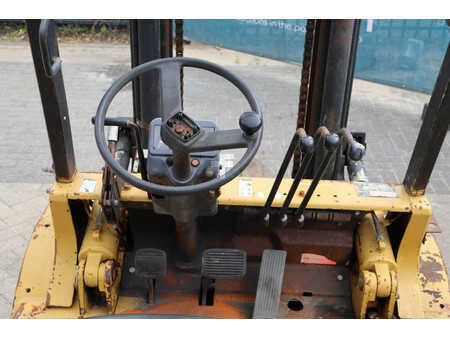Carretilla elevadora diésel 1995  CAT Lift Trucks DP45 (17)