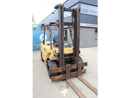 Carretilla elevadora diésel 1995  CAT Lift Trucks DP45 (7)