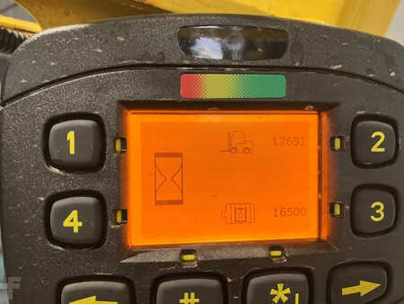 Elektro 4 Rad 2017  Hyster J2.5XN (13)