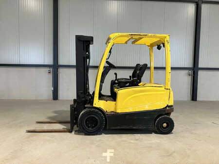 Elektro 4 Rad 2017  Hyster J2.5XN (2)