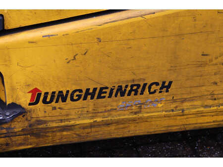 Elektro 4 Rad 2005  Jungheinrich EFG 540 (15)