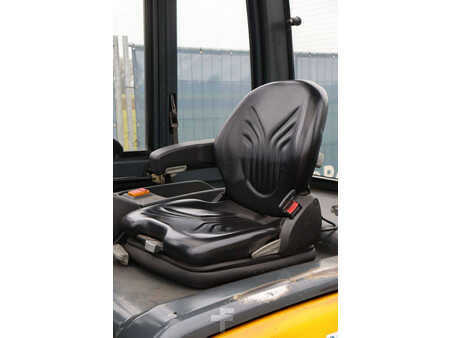 Elektro 4 Rad 2005  Jungheinrich EFG 540 (19)