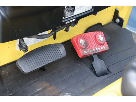 Elektro čtyřkolový VZV 2015  Hyster J3.0XN (22)
