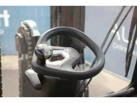 Empilhador diesel 2020  Linde H25D-01 (24)