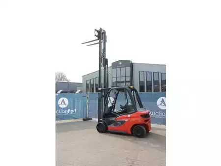 Empilhador diesel 2020  Linde H25D-01 (33)