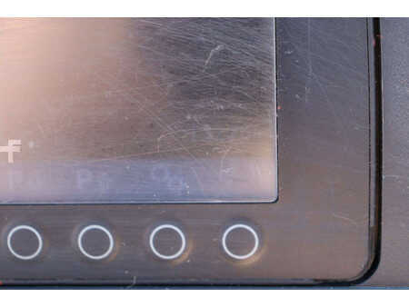 Eléctrica de 4 ruedas - CAT Lift Trucks 2EP5000 (29)