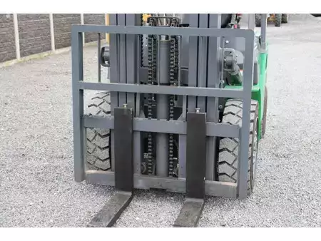 Dieselstapler 2024  FD30  (11)