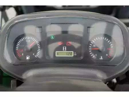 Dieselstapler 2024  FD30  (30)