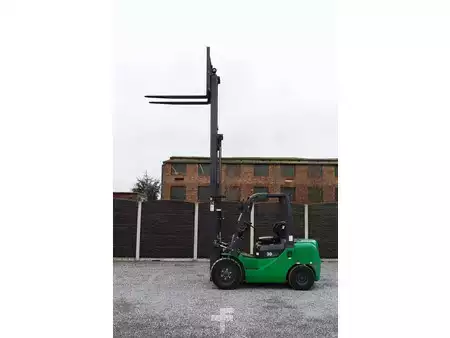 Dieselstapler 2024  FD30  (36)