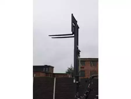 Dieselstapler 2024  FD30  (38)