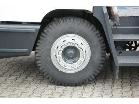 Terminaltraktor 2008  Terberg YT222 (11)