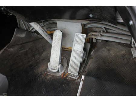 Terminaltraktor 2008  Terberg YT222 (20)