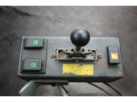 Terminaltraktor 2008  Terberg YT222 (25)