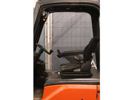 Elektro 4 Rad 2011  Linde E16L-01 (16)