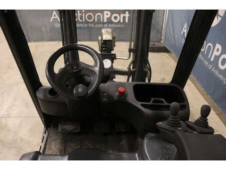 Elektro 4 Rad 2011  Linde E16L-01 (17)