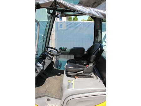 Empilhador a gás 2019  Jungheinrich TFG 425s (21)
