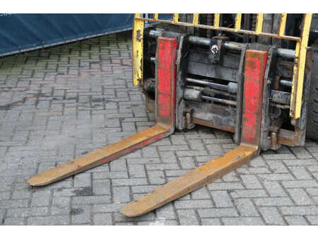 Dízel targoncák 2020  Hyster H4.0FT5 (10)