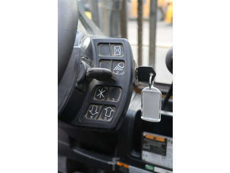 Dízel targoncák 2020  Hyster H4.0FT5 (26)