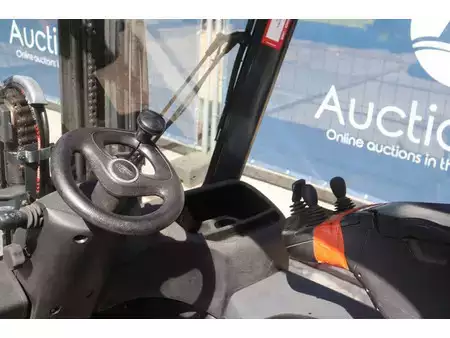 Carrelli elettrici 4 ruote 2021  Fenwick E16 (21)