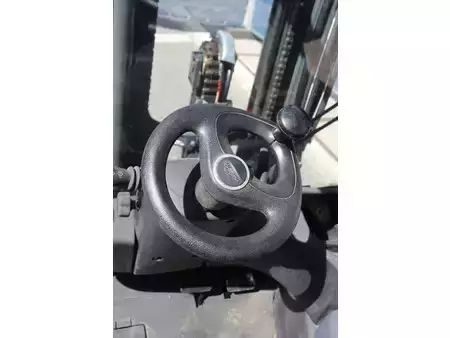 Carrelli elettrici 4 ruote 2021  Fenwick E16 (23)