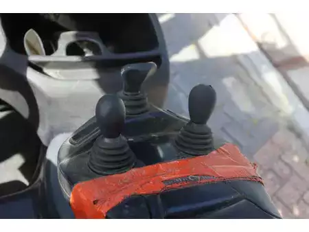 Carrelli elettrici 4 ruote 2021  Fenwick E16 (24)