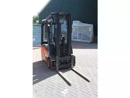 Carrelli elettrici 4 ruote 2021  Fenwick E16 (7)