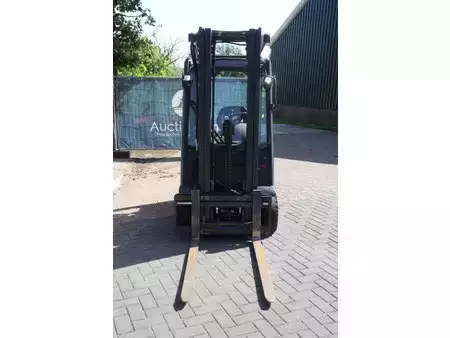 Carrelli elettrici 4 ruote 2021  Fenwick E16 (8)
