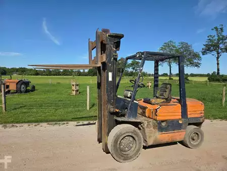 Chariots élévateurs diesel - Toyota FD30 (6)