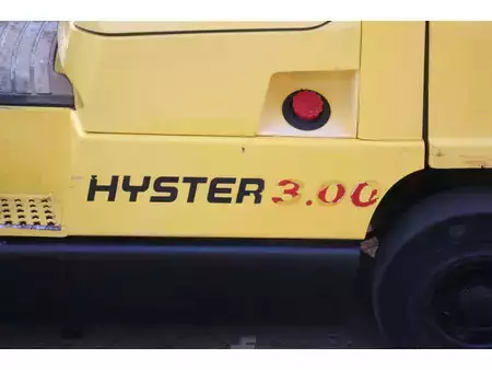 Carrelli elevatori diesel 2004  Hyster H3.00XM (14)