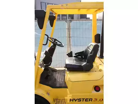 Carrelli elevatori diesel 2004  Hyster H3.00XM (20)