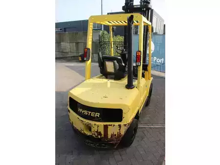 Carrelli elevatori diesel 2004  Hyster H3.00XM (5)