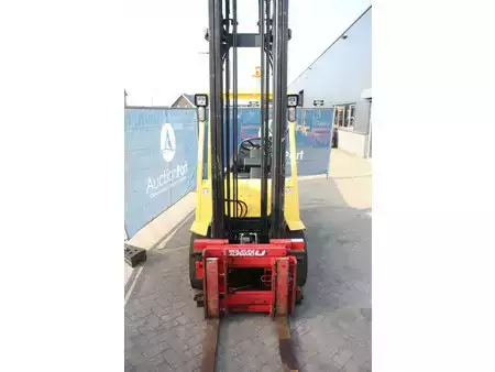 Carrelli elevatori diesel 2004  Hyster H3.00XM (7)