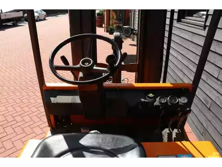 Elektro čtyřkolový VZV - Still R60-25 (17)