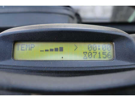 Treibgasstapler 2013  Yale GLP30VX (29)