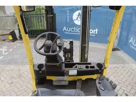 Elektro 4 Rad 2011  Hyster J3.0XN (19)