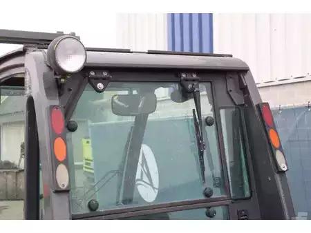 Gázüzemű targoncák - Nissan 30 (14)