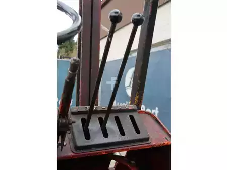 Chariots élévateurs diesel - Jelau  (27)