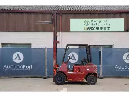 Chariots élévateurs diesel - Jelau  (33)