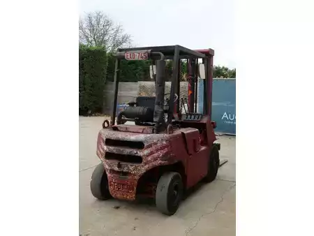 Chariots élévateurs diesel - Jelau  (6)