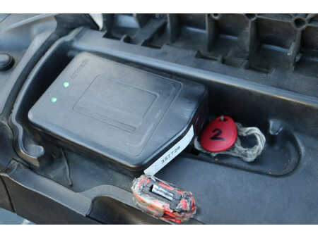 Elektryczne 4-kołowe 2018  Linde E16P-02 (27)