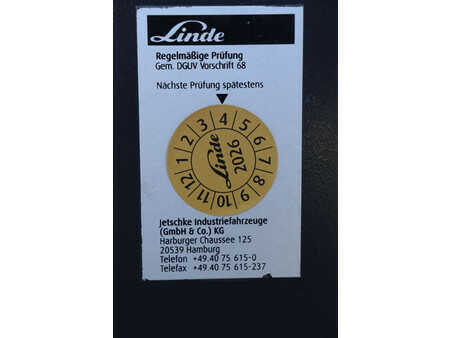 Elektryczne 4-kołowe 2018  Linde E16P-02 (37)