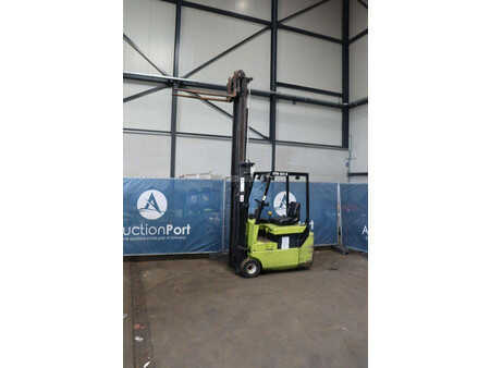 Elektro 4 Rad 1998  Clark CTM16SX (27)