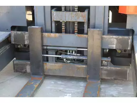 Zijlader 2010  Combilift C4000 (11)