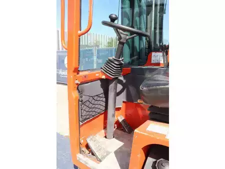 Zijlader 2010  Combilift C4000 (17)