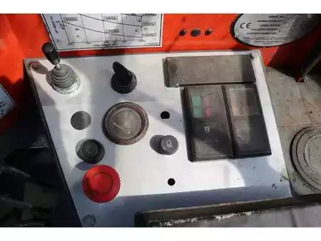 Zijlader 2010  Combilift C4000 (21)