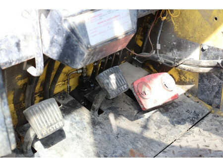 Carretilla elevadora diésel 1992  Hyster H7.00XL (16)